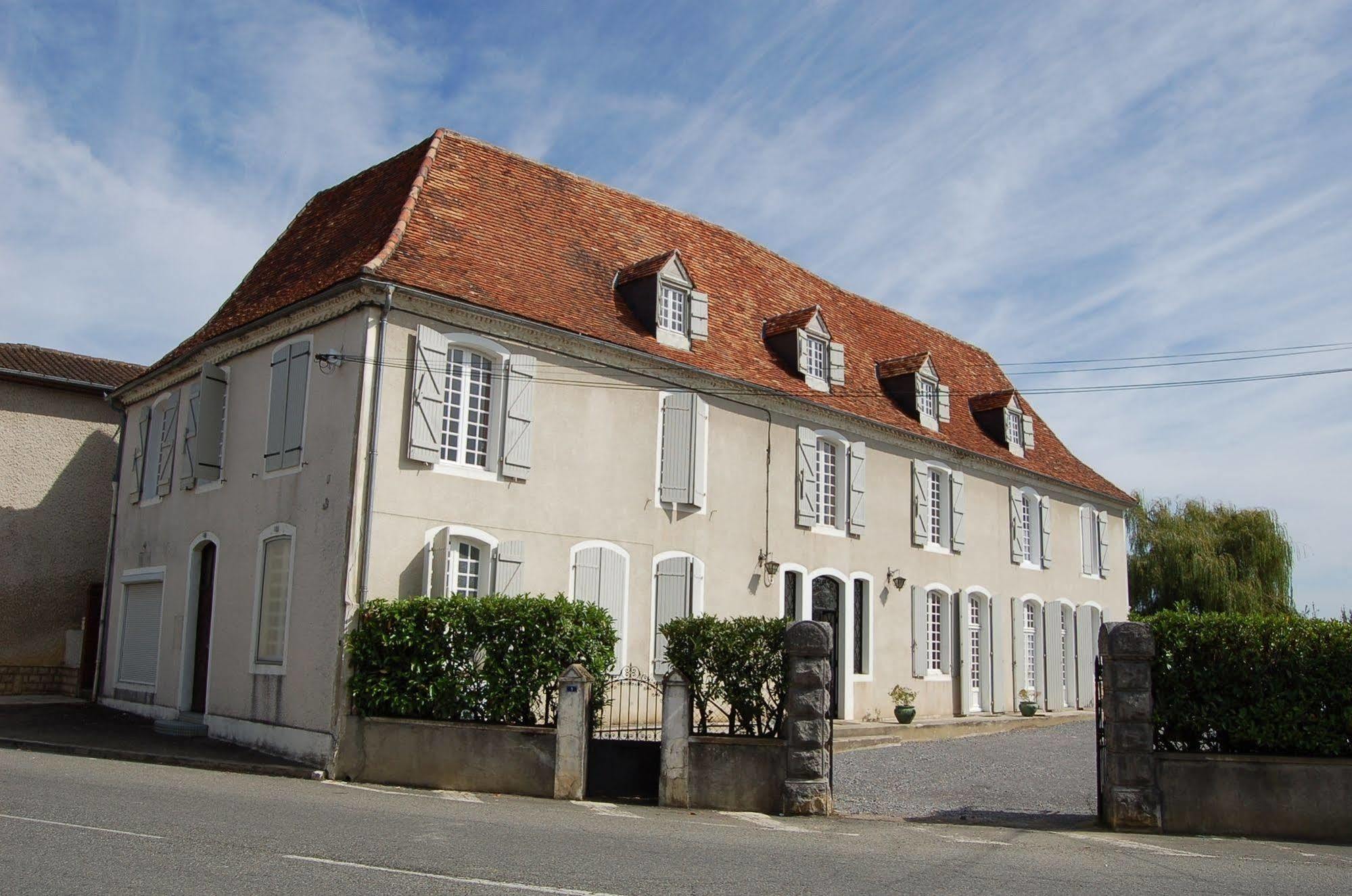 La Maison D'Antan Otel Arzacq-Arraziguet Dış mekan fotoğraf